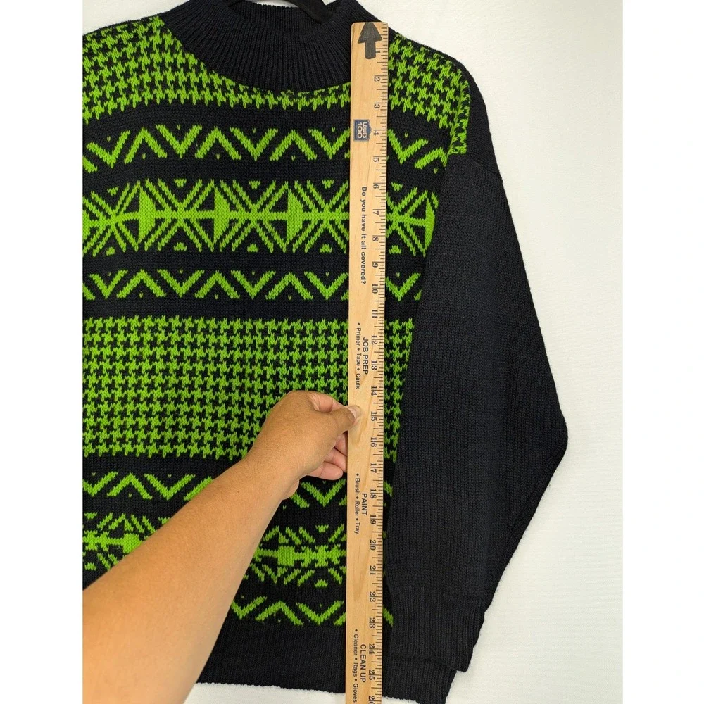 World‎ Trade Knits Vintage Neon Green Black Geometric Houndstooth Sweater USA
